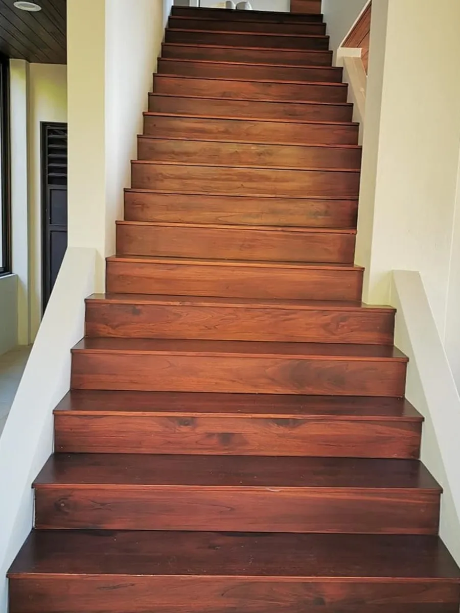 Escaleras - Muebles San Francisco JYN