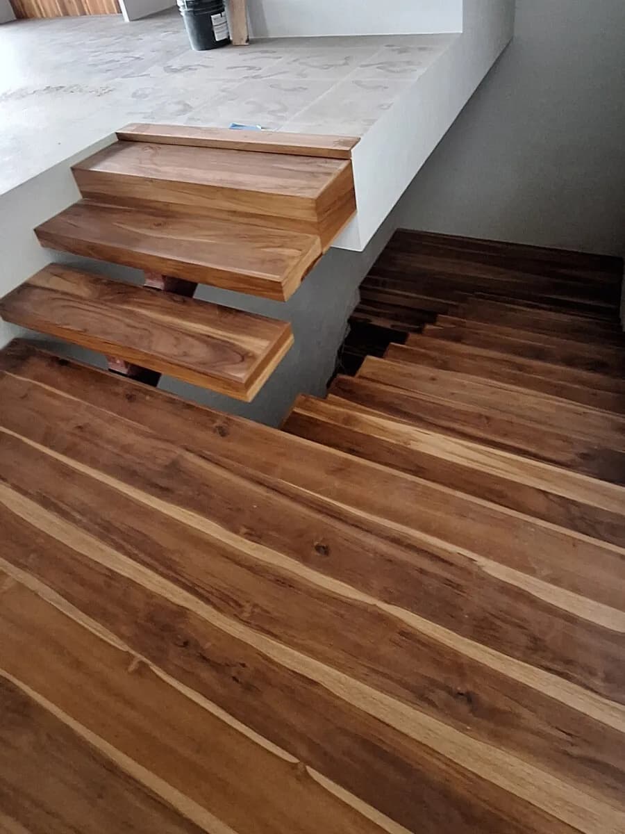 Escaleras - Muebles San Francisco JYN