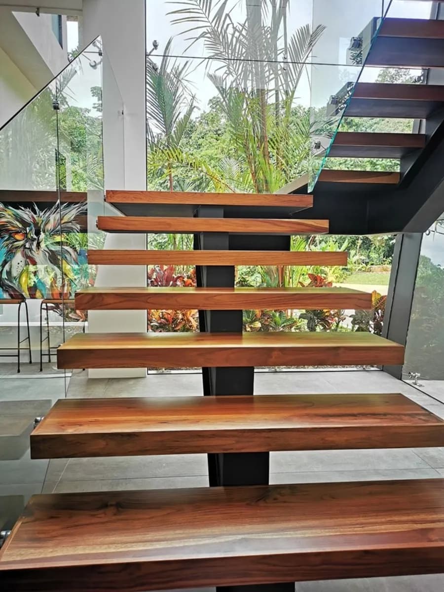 Escaleras - Muebles San Francisco JYN