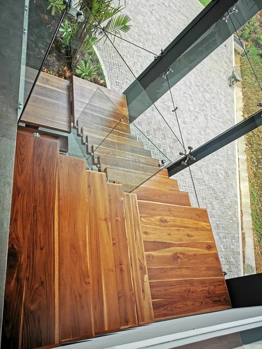 Escaleras - Muebles San Francisco JYN