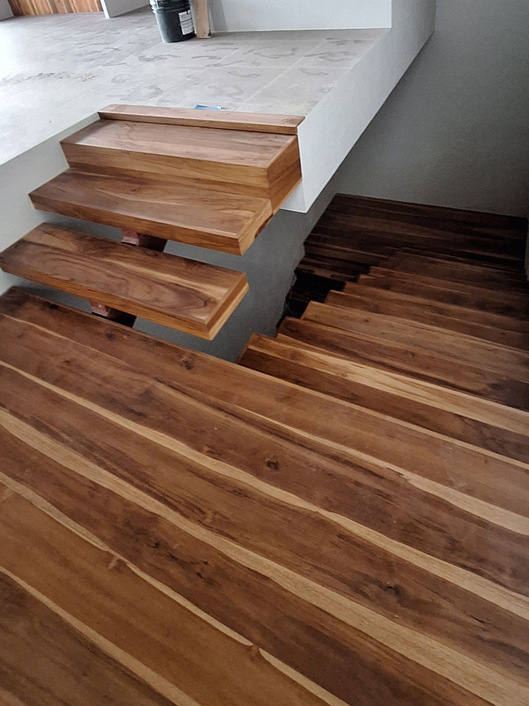 escaleras - Muebles San Francisco JYN