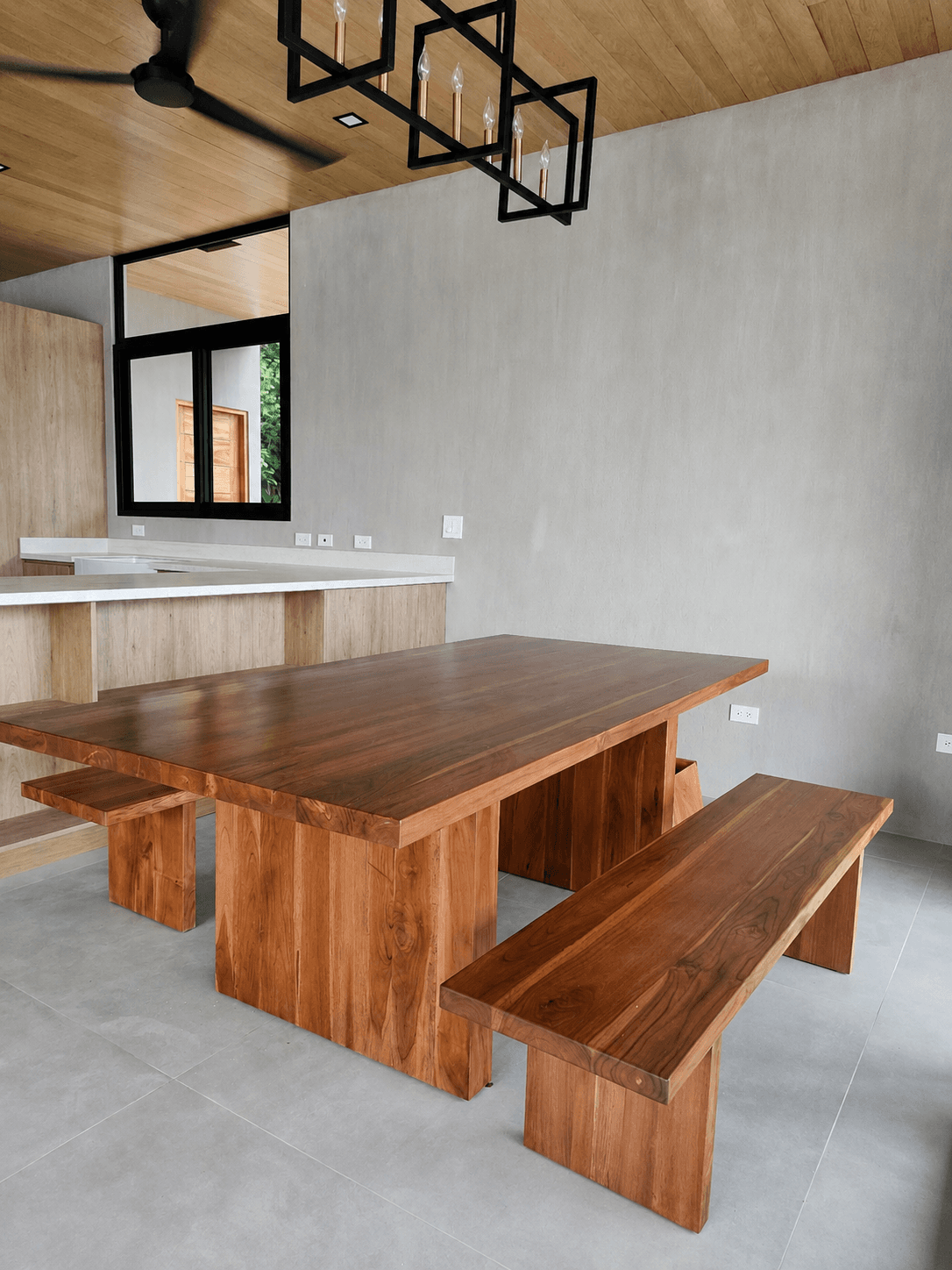 Kitchen, island and dining room - El Torito House